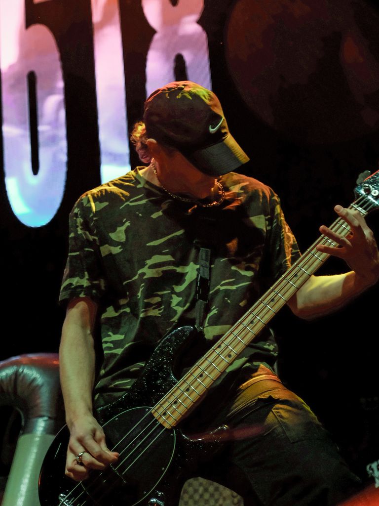 HAMMER618 performing live in Adelaide at Lion Arts Factory